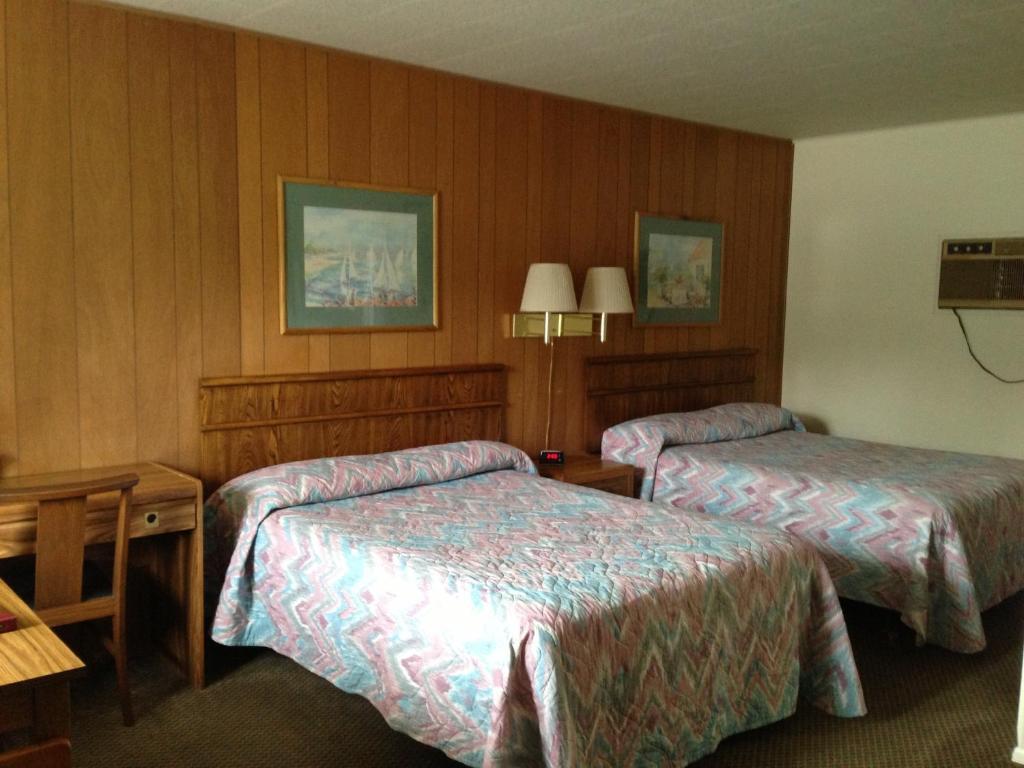 מקינאו סיטי Capri Motel חדר תמונה